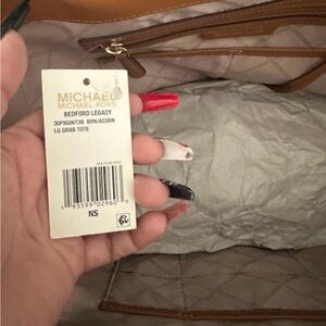 Brand new Michael Kors tote
